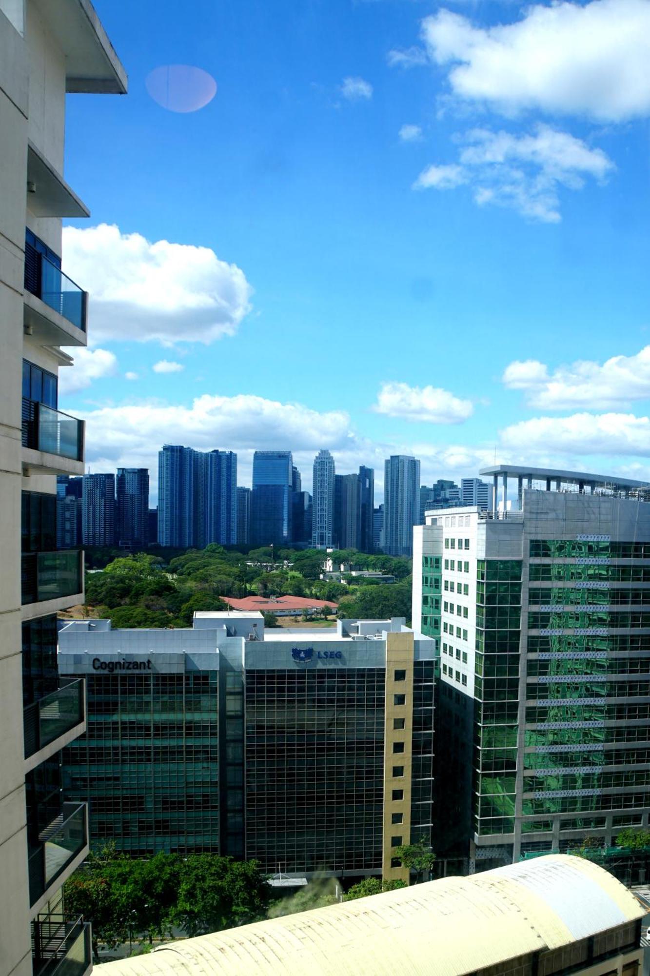Mckinley Hills Bgc Taguig City Condo Manila Exterior photo